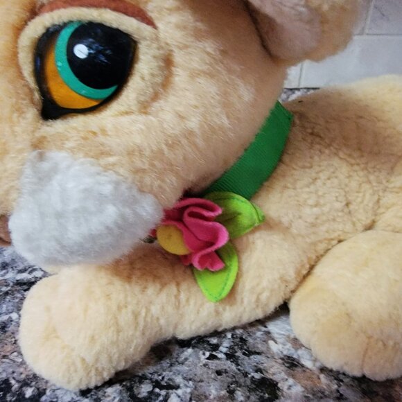 Vintage Disney's Lion King Purring Nala Stuffed Plush Toy 1993 - Picture 6 of 6